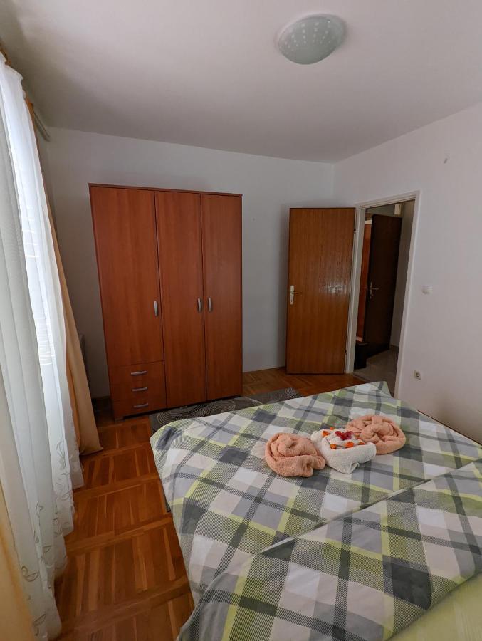 Apartment Bracic Vodice Exteriör bild